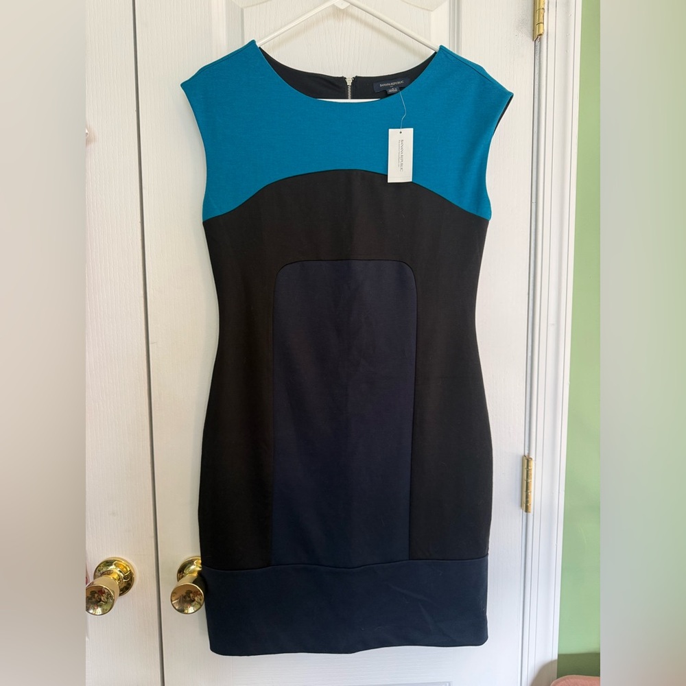 NWT Banana Republic colorblock shift dress